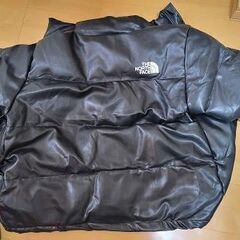 値下げ！本日18時で取消します。新品タグ付　Supreme シュプリーム THE NORTH FACE ノースフェイス レザー ヌプシ ダウンジャケット Leather Nuptse Jacket 17AW ブラック XLの画像