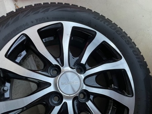 値下げしました！スタッドレスタイヤ 4本セット  155/65R14 ホイル付き