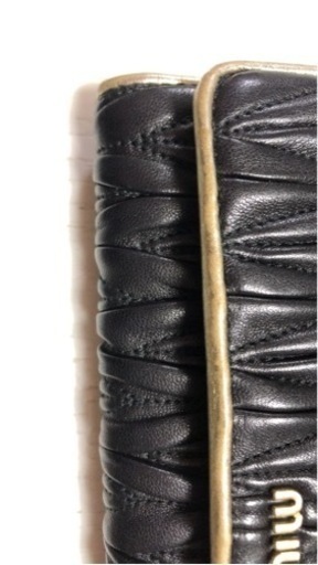 ミュウミュウmiumiu長財布
