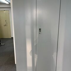 オフィス用ロッカー　横90-縦45-高さ185cm　３つあります