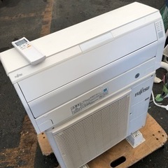 FUJITSU  ルームエアコン　綺麗です！