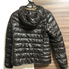 UNIQLOウルトラライトジャケットMサイズの画像