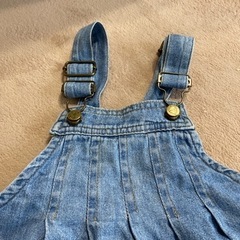 美品！GUESS ！ゲス デニム ジャンパースカート 子供服 キッズの画像