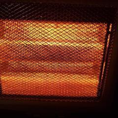 美品!ハロゲンヒーター 元箱、取説ありの画像