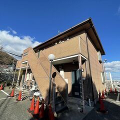 敷地内駐車場５５００円！敷金礼金仲介手数料０円【プレジデン…