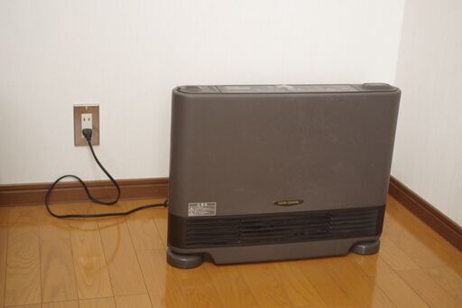 蓄熱セラミックファンヒーター②　HX-SE3　動作確認済み　多少瑕疵あり