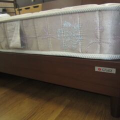 R226 高級 Granz＆Francebed シングルベッド 幅98cm 美品の画像