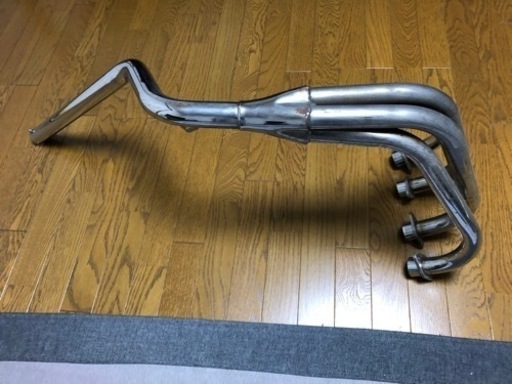バイクのマフラー　ホンダ　cb400sf 