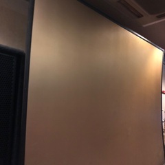 大型100インチ　プロジェクタースクリーンの画像