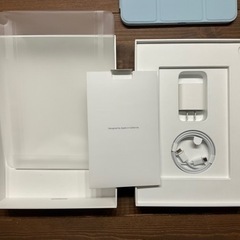 ❗️最終値下げ❗️【実質未使用】iPadAir4 64GB（Wi-Fiモデル） カバー&フィルム付【アカウント未登録】 の画像