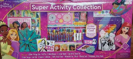 ディズニー プリンセス スーパーアクティビティーセットDisney Super Activity Set クリスマス　コストコ
