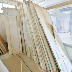 ◇無料◇　建具・枠部材など　☆2ｔトラック以上で取りに来られる方限定☆