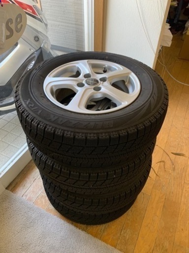 ホイール 付き　スタッドレス　ブリザック　VRX 交渉中