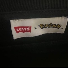 Levi's ポケモン クルーネックスウェット ピカチュウ XLサイズの画像