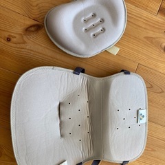 dacco 抱っこ紐の中に入れるクッションの画像