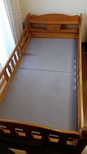 二段ベットの一段部分