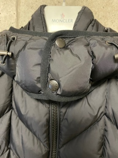 Moncler モンクレール　ダウンジャケット　Mサイズ