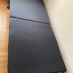 早い者勝ち‼️折りたたみシングルベッド