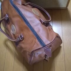 ボストンバッグ　ショルダー付きツーウエイ　一度使用　スポーツ　ゴルフ　旅行等にの画像