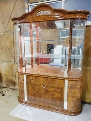 ①622番✨イタリア製 アンティーク調 カップボード 輸入家具 食器棚 ブラウン 飾り棚 ‼️