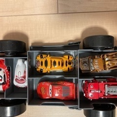 トミカ6台収納出来るカーズいりませんか？の画像