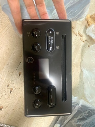 CC-W67D　ワイドシンプルCDチューナー　ダイハツ純正　美品