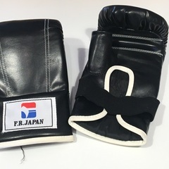 ストレス解消・トレーニングに｜スタンディングバッグ＆グローブの画像