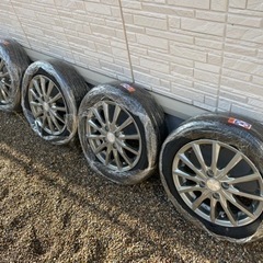 アルミホイール付きスタッドレス14インチ