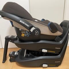 マキシコシ(Maxi Cosi)Pebble PlusとISOF...