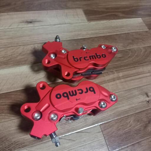 ブレンボタイプ40MM4POTキャリパー　左右セット