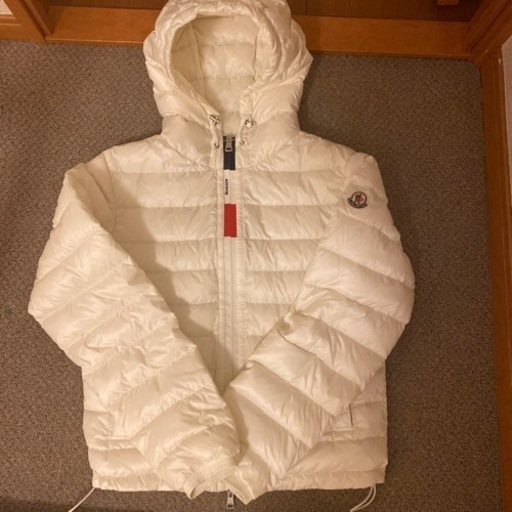 17日取りに来れる方限定MONCLER 春用ダウン