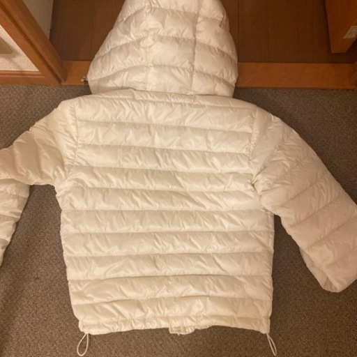 17日取りに来れる方限定MONCLER 春用ダウン