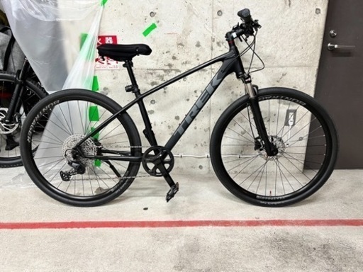 TREK クロスバイク　Dual Sport 4 Mサイズ