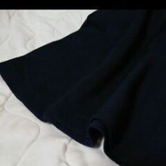ユニクロ　ネイビー　スカートの画像