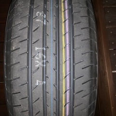 値下げします。ヨコハマBluEarth E51  225/60r...