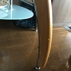 楕円形のお洒落なガラステーブル❗️配達🙆‍♀️の画像