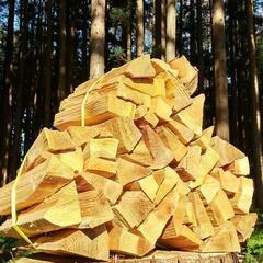 杉の乾燥薪　100kgの画像