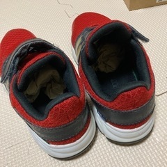 adidas スニーカー　20cmの画像