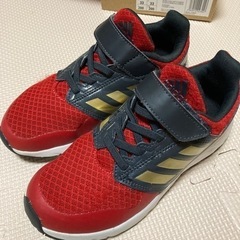 adidas スニーカー　20cm