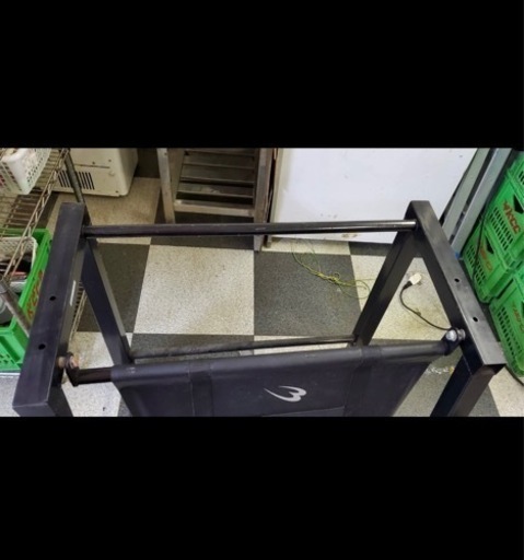極真空手　脛を鍛える器具