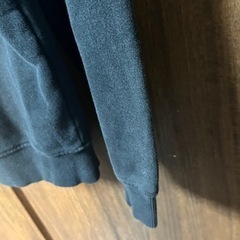 adidas アディダス プルオーバー パーカーの画像