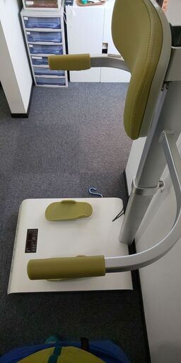 大幅値下　スタイレックスQ （中古）　O脚矯正トレーニングマシン