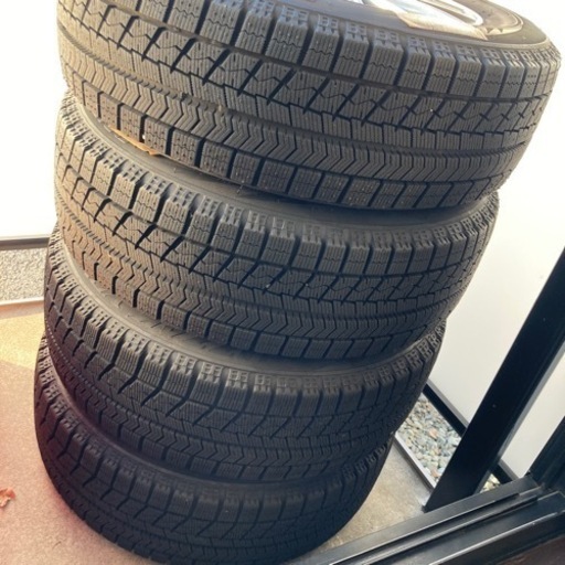 175/65R14 4穴　スタッドレスタイヤ・ホイール