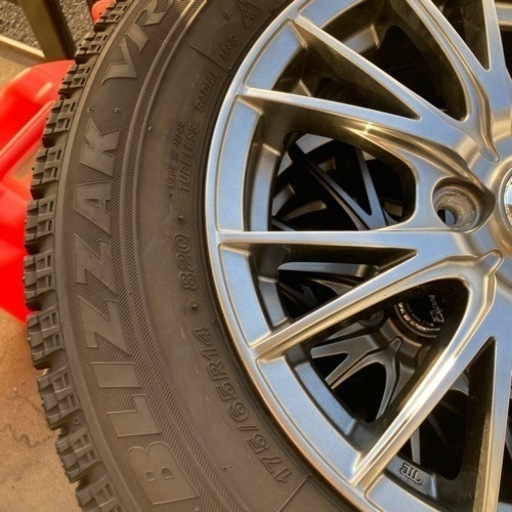 175/65R14 4穴　スタッドレスタイヤ・ホイール