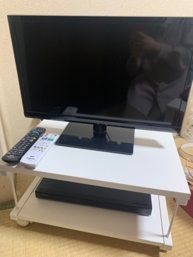 テレビ　【Panasonic/TH-24D300(24V型)】