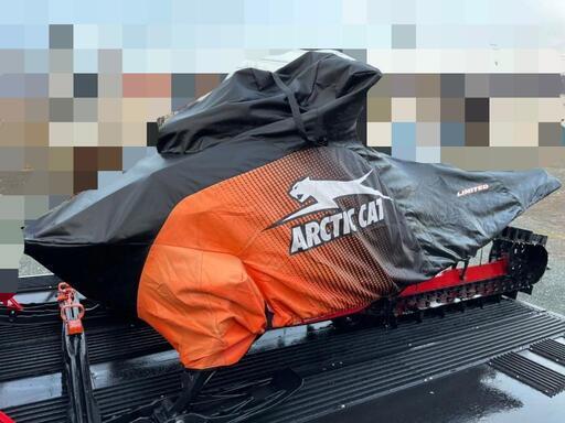 Arctic Cat 純正　スノーモービル　ボディーカバー