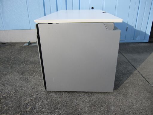 片袖デスク　オカムラ製プロユニット　W1400