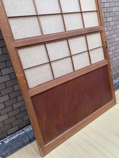 ◎大幅お値下げしました‼️ 逸品 貴重 希少 古い引き戸 旧家蔵出しうぶだし格子戸内障子枠万本格子戸店舗引戸古民家蔵戸無垢材格子戸時代建具 お値下げ要相談‼️