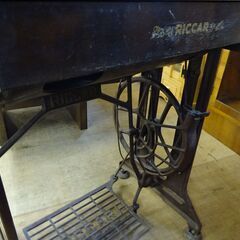 （商談中）オールド リッカー(RICCAR) アンティークミシン台【愛品倶楽部柏店】 の画像