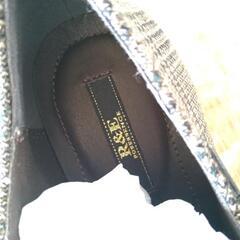 ほぼ未使用　チェック柄の厚底ショートシューズ　の画像